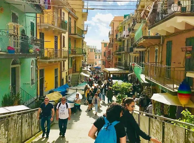 Gasthuis Lory's Manarola