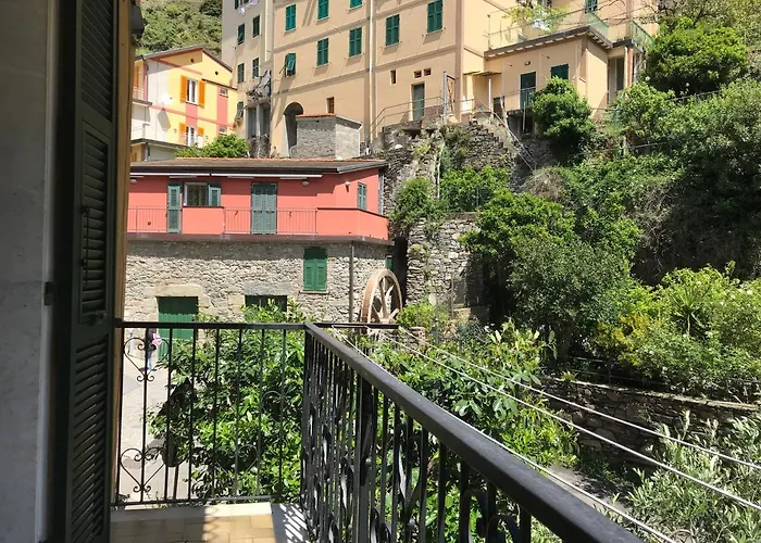 Lory's Gasthuis Manarola