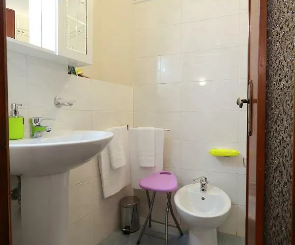 Konukevi Lory's Manarola